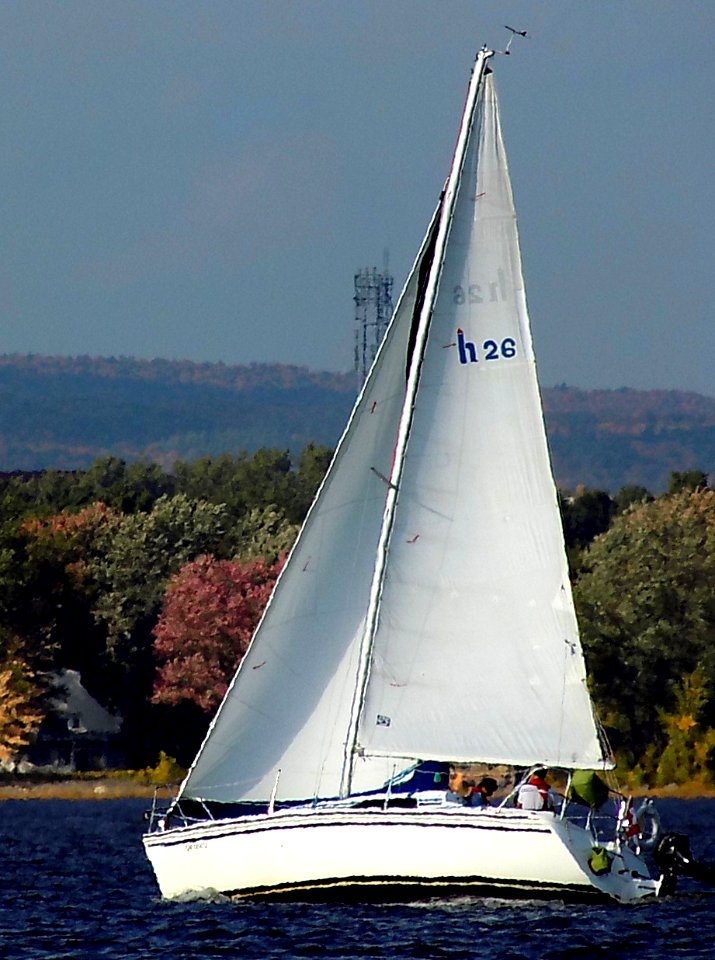 Hunter 26.5 sailboat 4343