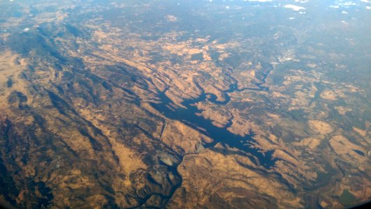 IMAG3039-new-melones-lake