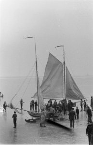 IJszeilen op de Gouwzee bij Monnickendam, Bestanddeelnr 912-0267