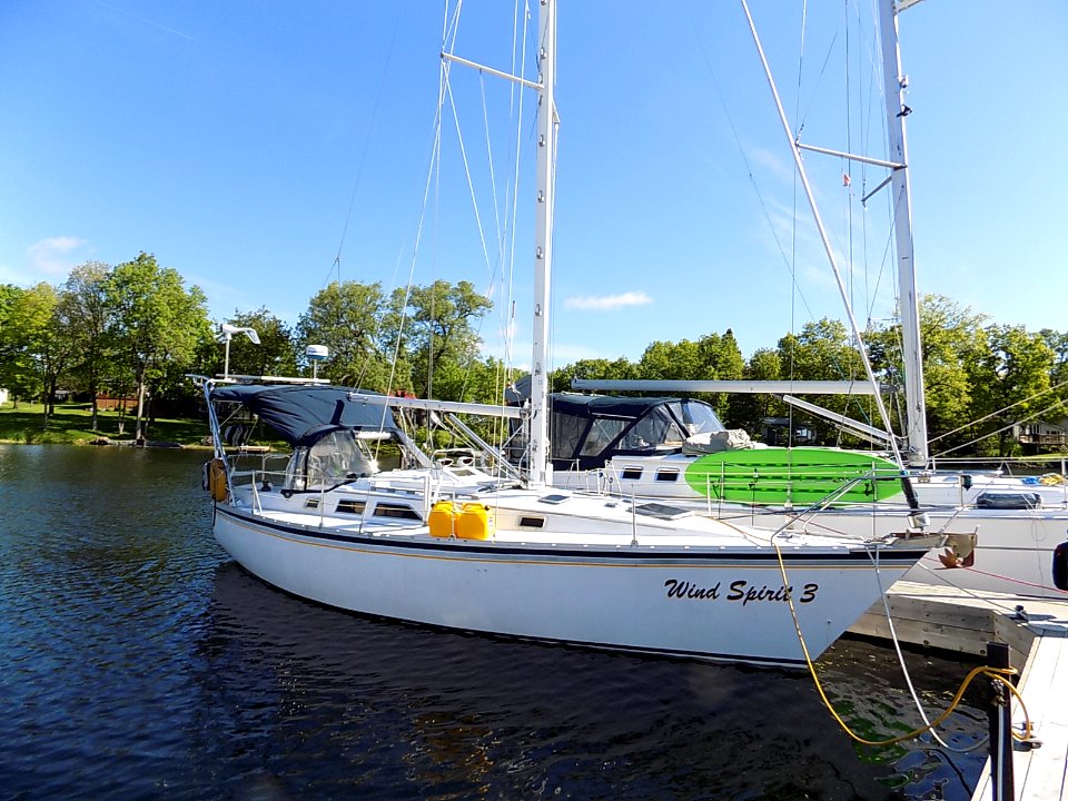 Hunter 34 sailboat Wind Spirit 3 0556