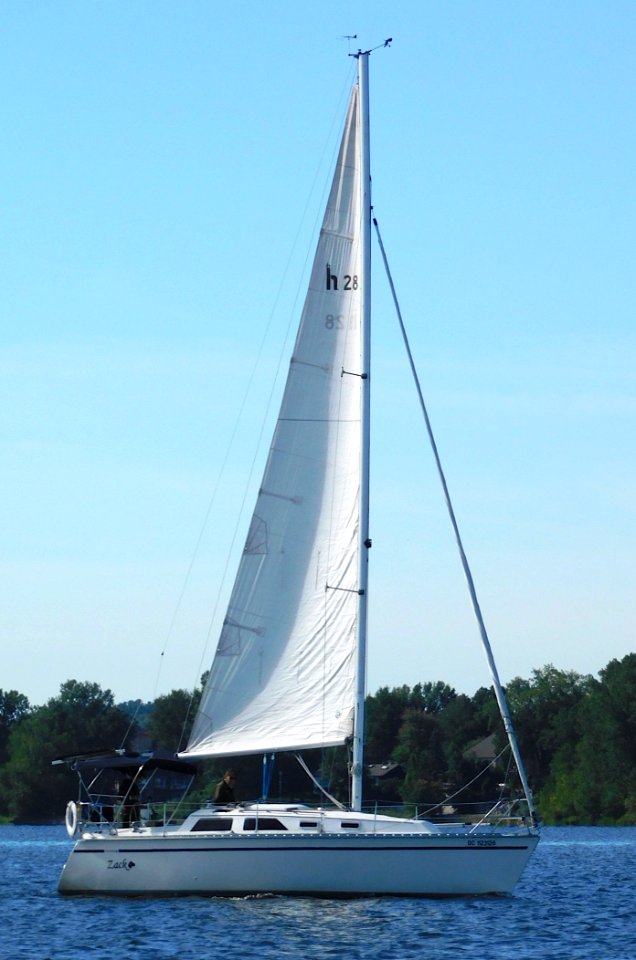 Hunter 28 sailboat Zack 2804