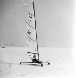 IJszeilen op de Gouwzee, bij Monnickendam, Bestanddeelnr 929-5736