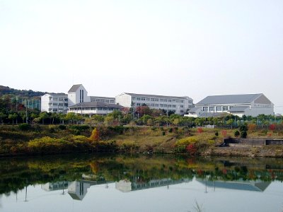 Ikawadanikita-High-School-2011112701