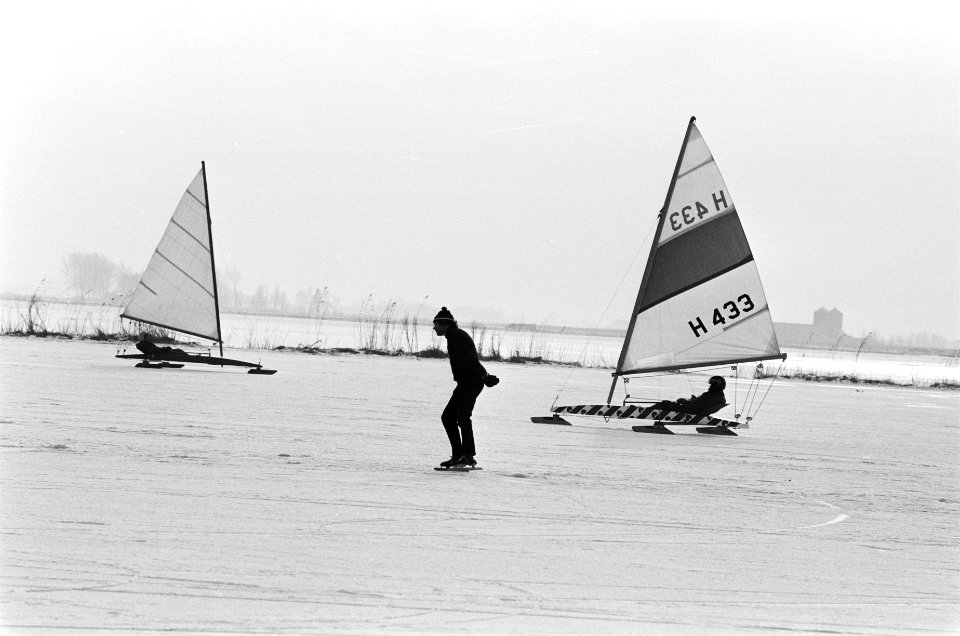 IJszeilers en schaatsers bij Sneek, Bestanddeelnr 932-5004
