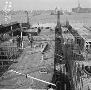 IJ-tunnel in aanbouw, Caisson V aan de zuidelijke zijde van het tunnelproject, Bestanddeelnr 918-2734