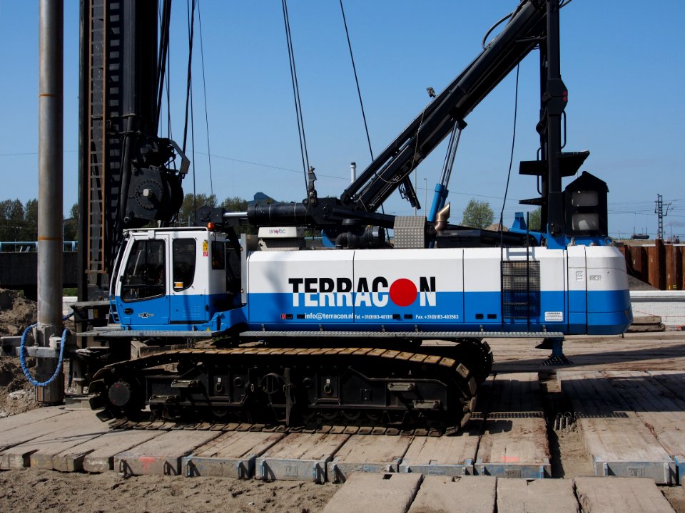 Impact 6100 Sennebogen, pic2