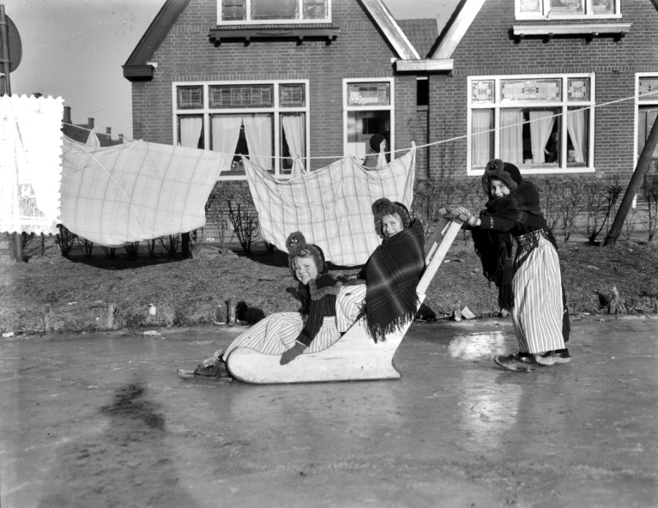 IJspret in Volendam, Bestanddeelnr 907-5713