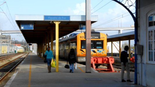 Im Bahnhof Figueira da Foz 2