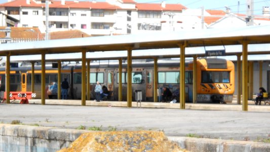 Im Bahnhof Figueira da Foz 1