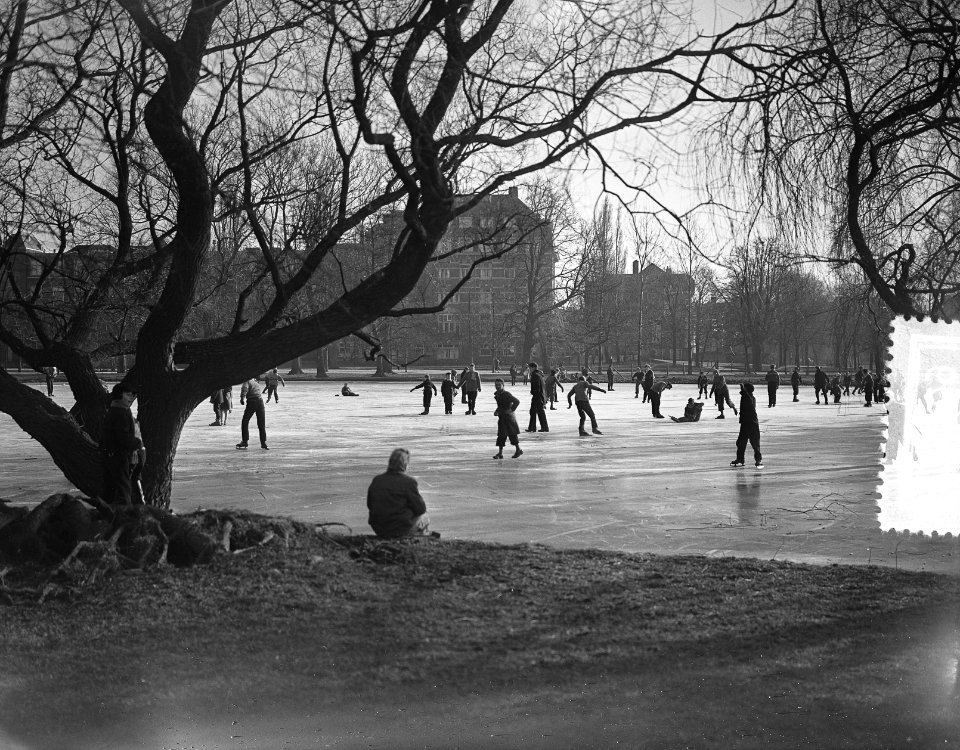 IJspret op vijvers in Vondelpark Amsterdam, Bestanddeelnr 907-5709