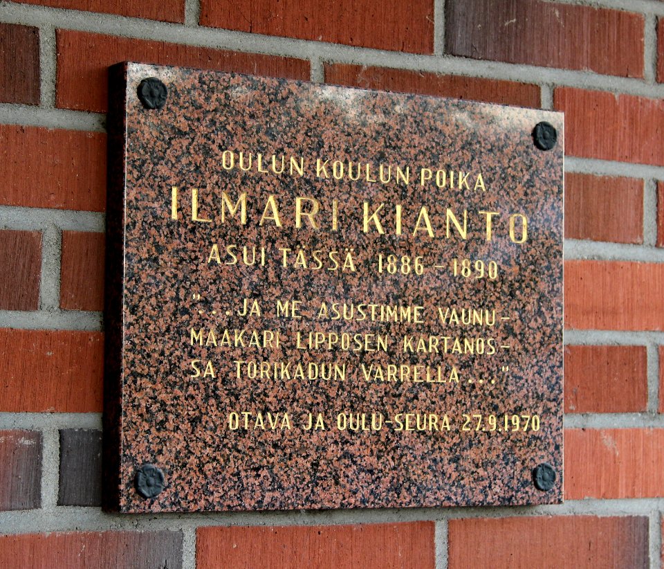 Ilmari Kianto Plaque Oulu