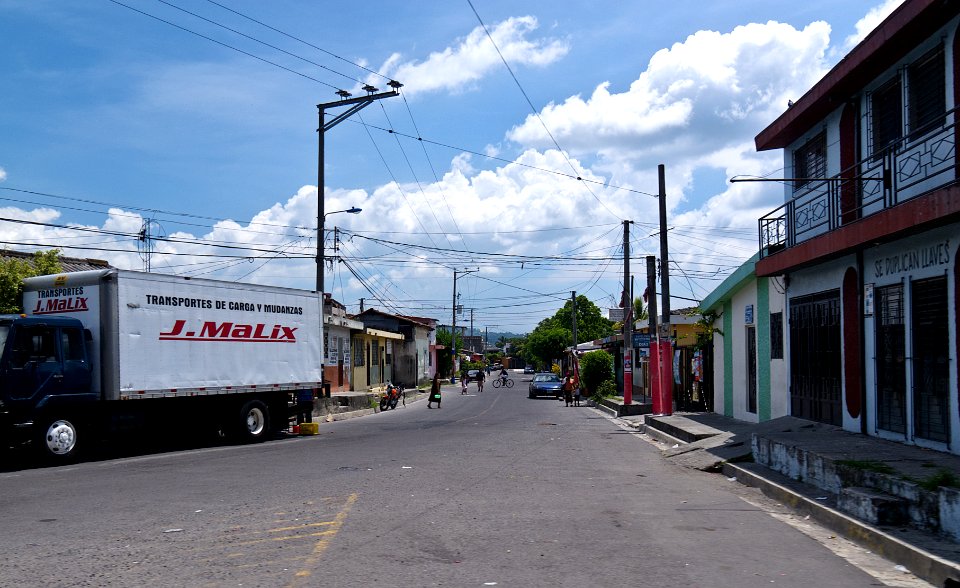 Ilopango El Salvador calle 2011
