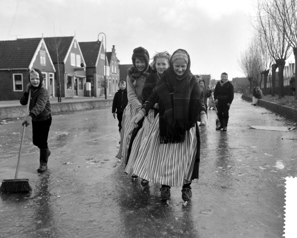 IJspret in Volendam, Bestanddeelnr 912-0162