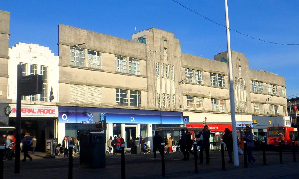 Imperial Arcade, Brighton (Western Road façade) (December 2017) (1)