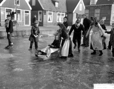 IJspret in Volendam, Bestanddeelnr 912-0161