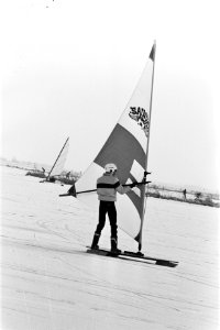 IJssurfers bij Sneek, Bestanddeelnr 932-5003