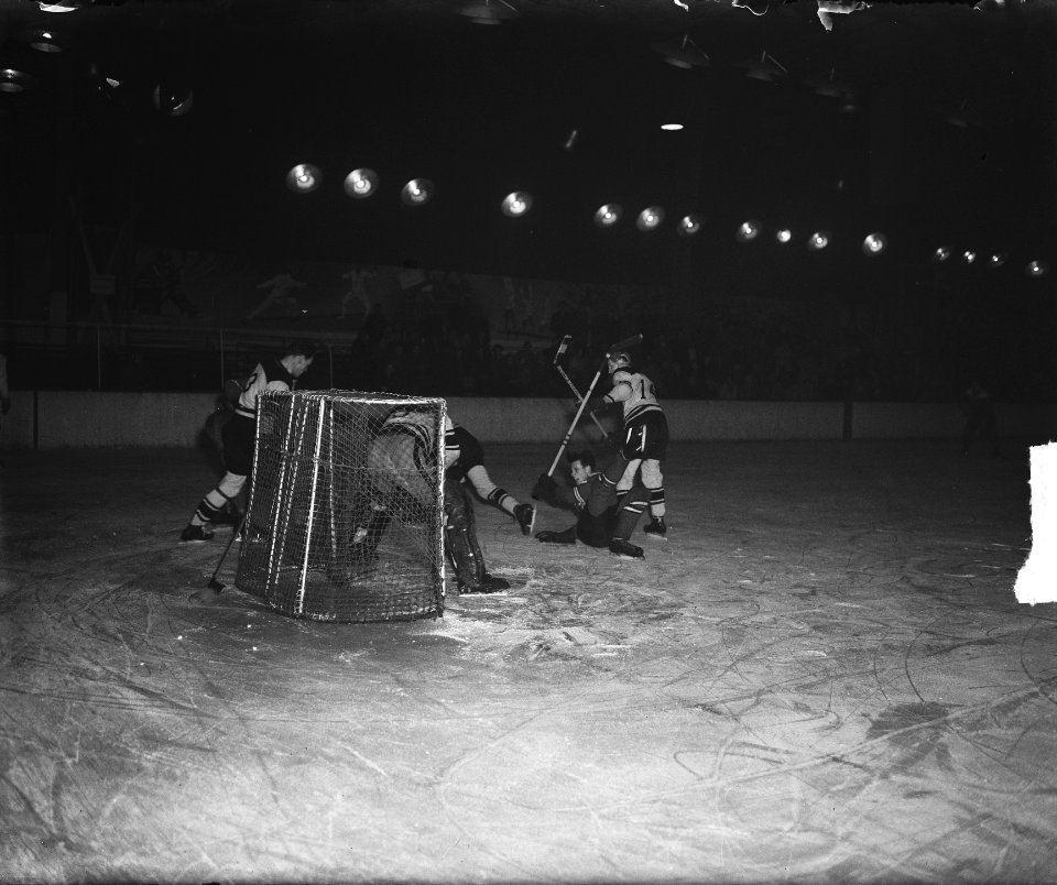 IJshockey IJsvogels tegen Brussel, Bestanddeelnr 903-7303
