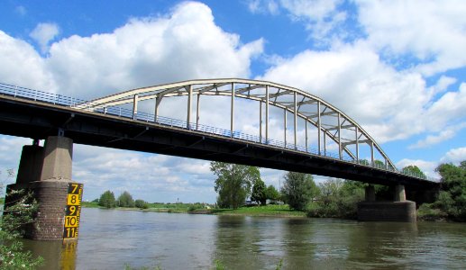 IJsselbrug Doesburg