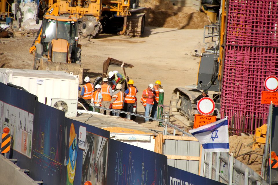 IMG9804-aba-hilel-station-may-2016