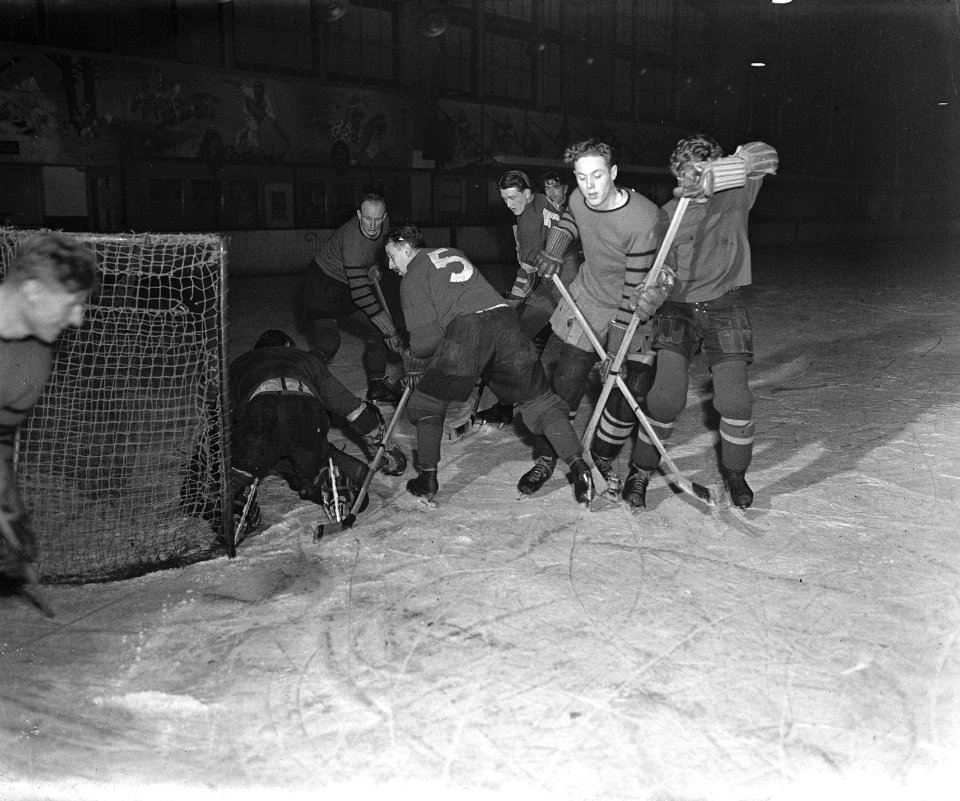 IJshockey. Bekerwedstrijd IJsvogels tegen HHIJC 1-0, Bestanddeelnr 901-4294