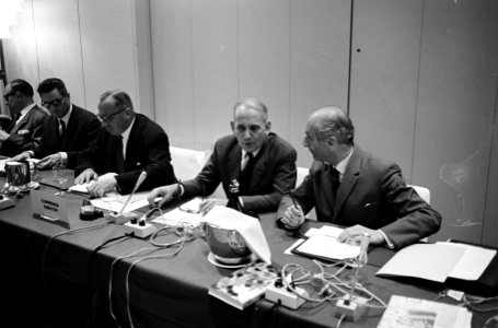 In Hilton Hotel conferentie industrieleiders met de EEG-landen, Bestanddeelnr 915-5705