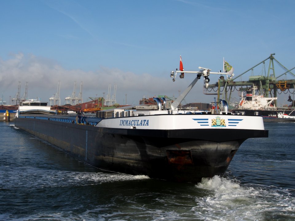 Immaculata (ship, 2008) ENI 02331206 Hartelhaven Port of Rotterdam pic10