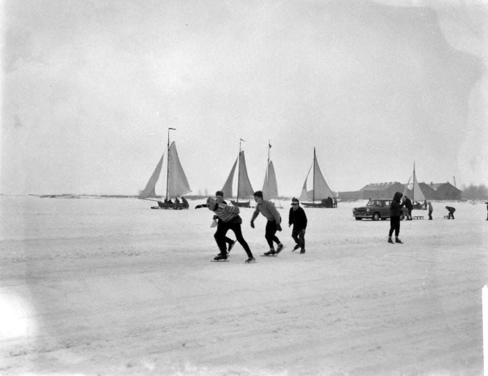 IJssport op de Gouwzee bij Monnikendam, Bestanddeelnr 914-8286