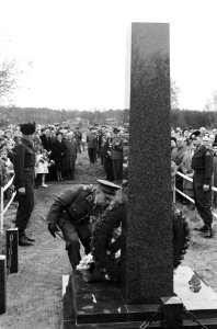 In Leusden is het oorlogsmonument Koedriest onthuld, een monument voor gefusille, Bestanddeelnr 913-8689
