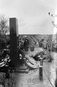 In Leusden is het oorlogsmonument Koedriest onthuld, een monument voor gefusille, Bestanddeelnr 913-8693