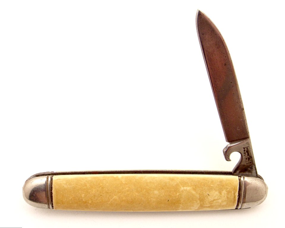 Imperial trick lock pocket knife