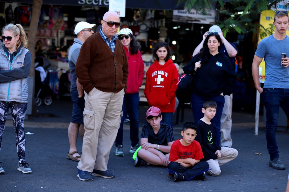 IMG-0170-magen-david-square-carmel-market-2017