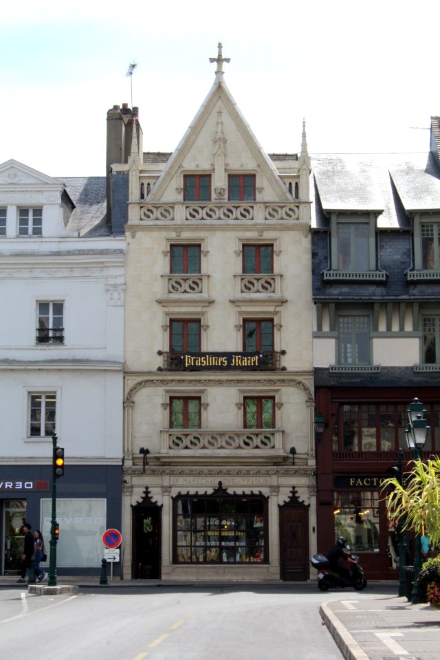 Immeuble 43 rue Général Leclerc Montargis 3