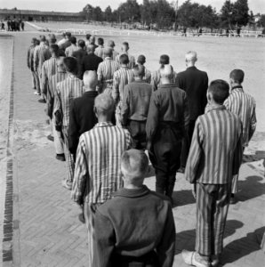 In het strafkamp te Vught, zijn 7000 Nederlandse collaborateurs en landverraders, Bestanddeelnr 900-4258