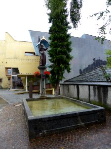 Imst-Franziskusbrunnen-Ballgasse