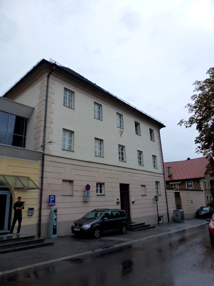 Imst-Strafanstalt-Stadtplatz2