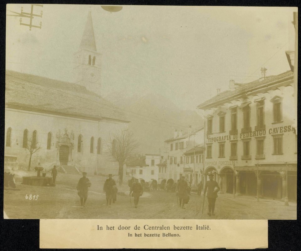 IN HET DOOR DE CENTRALEN BEZETTE ITALIË. In het bezette Belluno., Bestanddeelnr 158-1625
