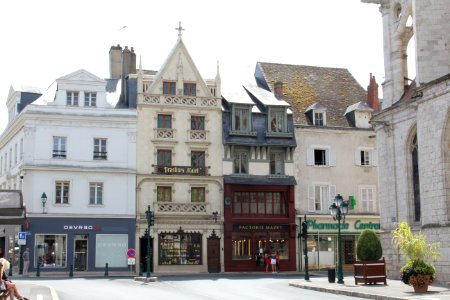 Immeubles 43-45 rue Général Leclerc Montargis 2