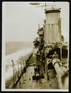 In a destroyer patrol, Bestanddeelnr 158-0542