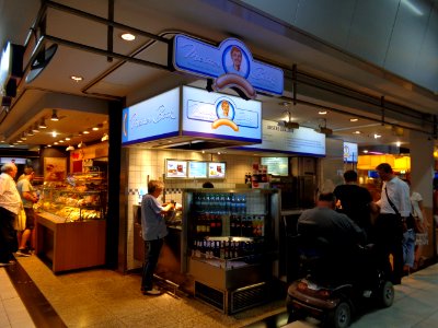 Imbiss Meister-Bock im Hauptbahnhof Duesseldof