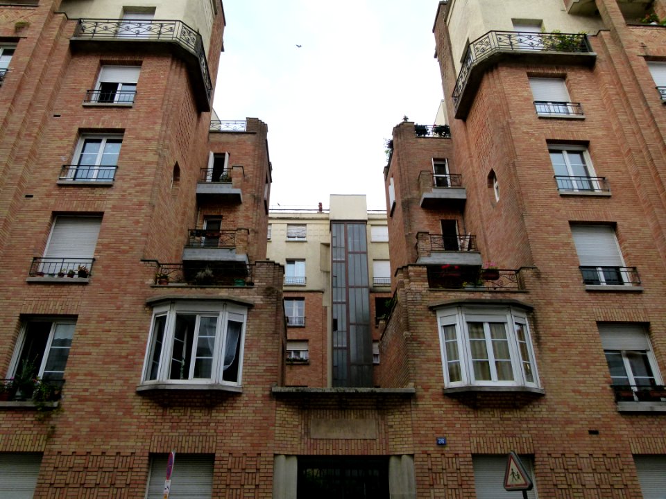 Immeuble Fondation A et j Weill rue Antoine Chantin 14ème