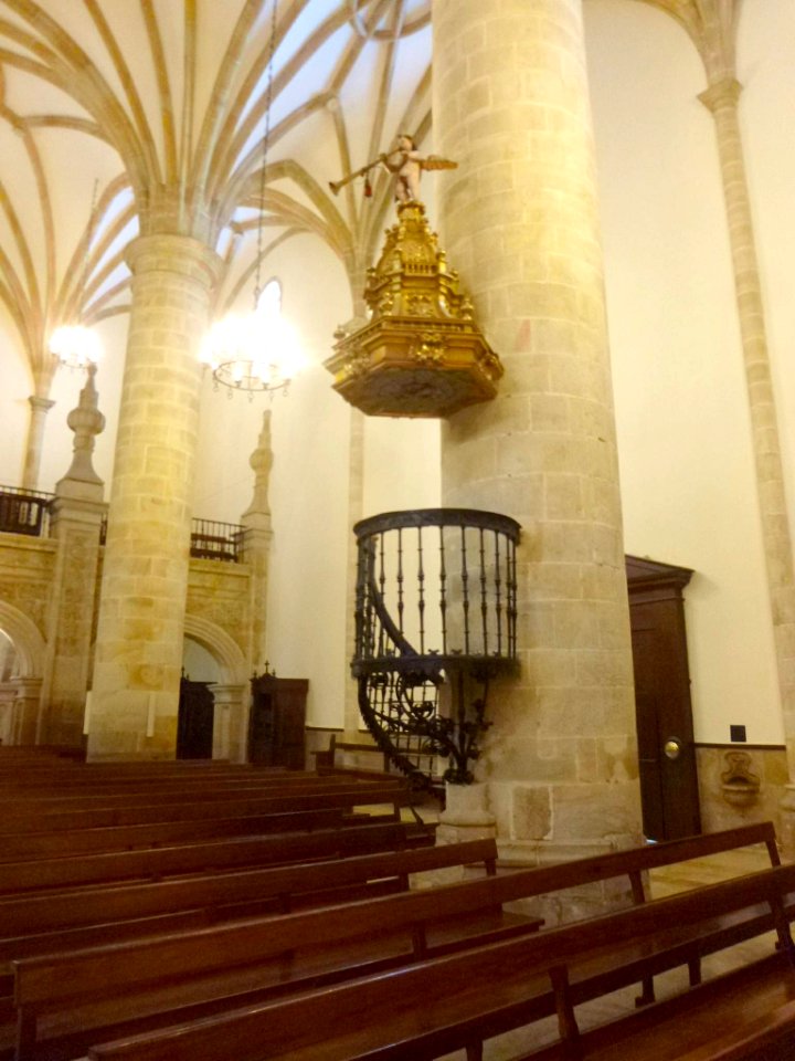 Idiazabal - Iglesia del Señor San Miguel, interiores 05