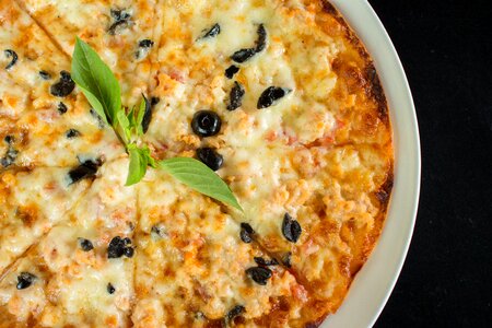 Baking oregano pizza