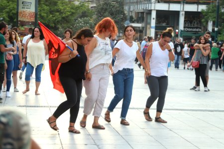 IMG 3259 athens syntagma romania people july 2018
