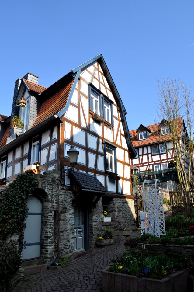 Idstein, Kreuzgasse 15 von unten