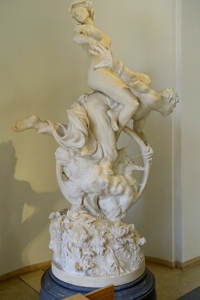 Idealita e materialismo, by Giulio Monteverde, 1911 - Galleria nazionale d'arte moderna - Rome, Italy - DSC05613