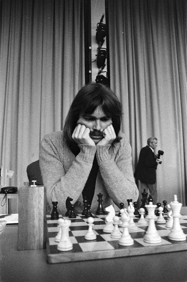 IBM-schaaktoernooi (1e ronde) in RAI in Amsterdam nr 28, 29 Hans Bohm (kop), n, Bestanddeelnr 929-2468