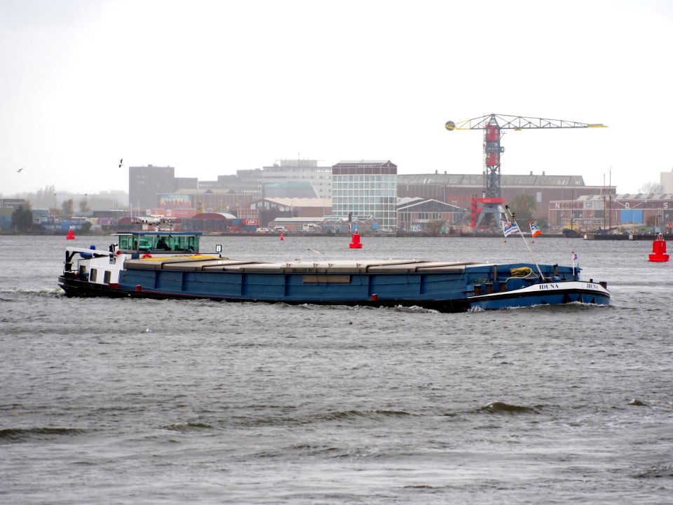Iduna ENI 02101934 op het IJ, Port of Amsterdam