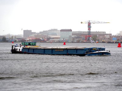 Iduna ENI 02101934 op het IJ, Port of Amsterdam