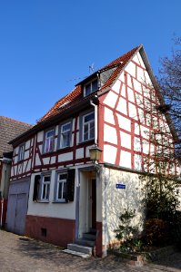 Idstein, Felix-Lahnstein-Straße 10