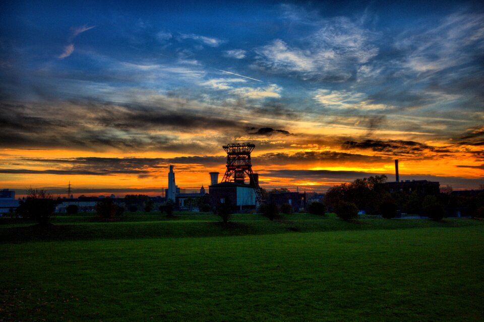 Bill mining headframe